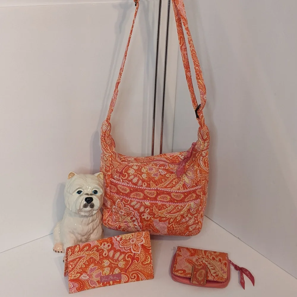 Vera Bradley small shoulder bag/ crossbody with matching wallet - Picture 1 of 15
